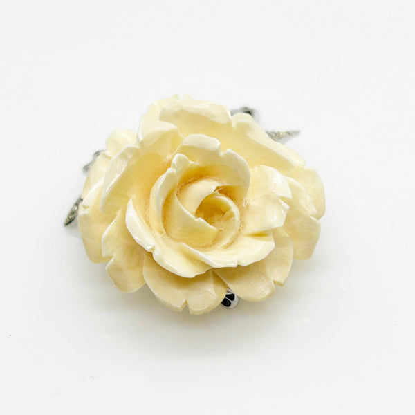 Boucher Carved Cream Resin Rose