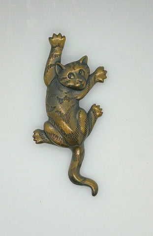 Whimsical 1980s JJ Climbing Cat Pin