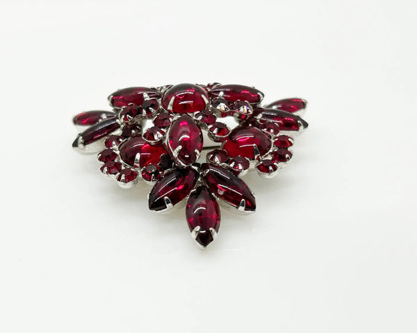 Vintage Juliana Luscious Red Cabachons Brooch